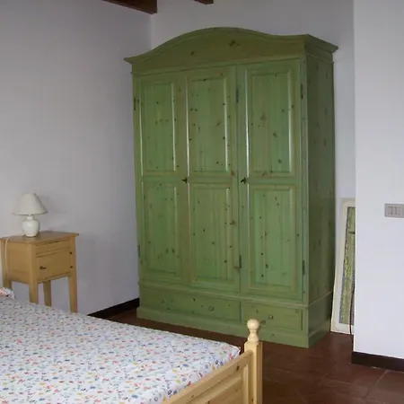 Giglio Villa *