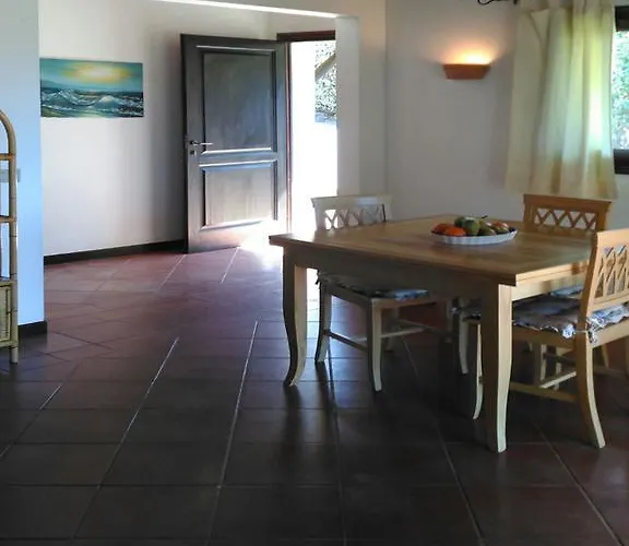 Giglio Vila Stintino