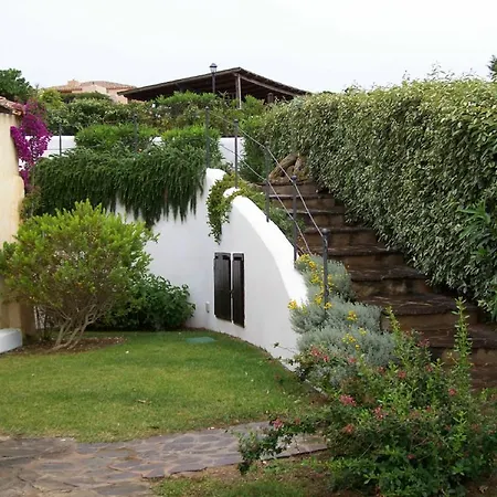 Giglio Villa *